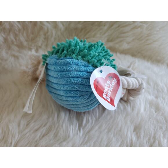 4 Dog Toy Lot Wild One Twist Toss, Rope Squeaky & 2 Melon Squeaky - Picture 4 of 7